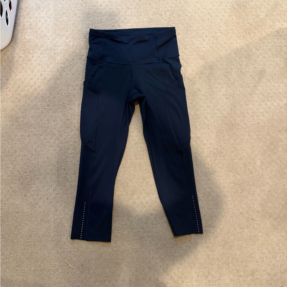 Lululemon size 4 cropped align leggings, navy blue